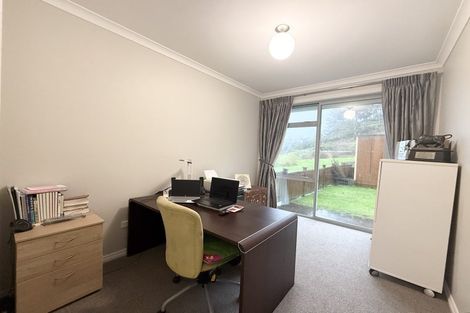 Photo of property in 23 Redvale Rise, Redvale, Albany, 0794
