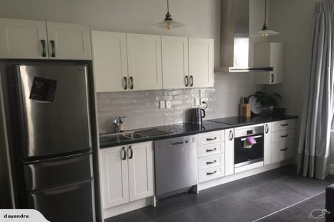 Photo of property in 15 Portland Crescent, Thorndon, Wellington, 6011