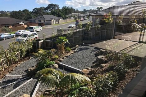 Photo of property in 61 Tiriwa Drive, Massey, Auckland, 0614