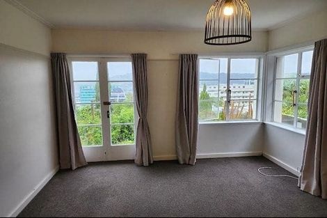 Photo of property in 243 The Terrace, Te Aro, Wellington, 6011