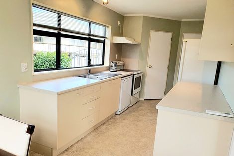 Photo of property in 60b Arawhata Road, Paraparaumu, 5032