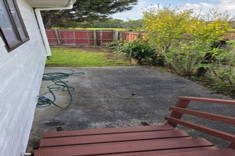 Photo of property in 3/4 Hall Avenue, Mangere, Auckland, 2022