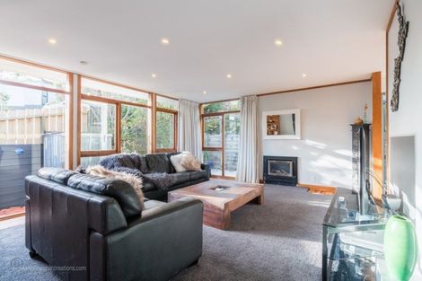 Photo of property in 52 Black Rock Road, Newlands, Wellington, 6037