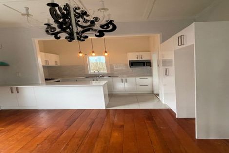 Photo of property in 86 Aroha Avenue, Sandringham, Auckland, 1025