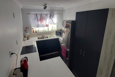 Photo of property in 109 Tirimoana Road, Te Atatu South, Auckland, 0602