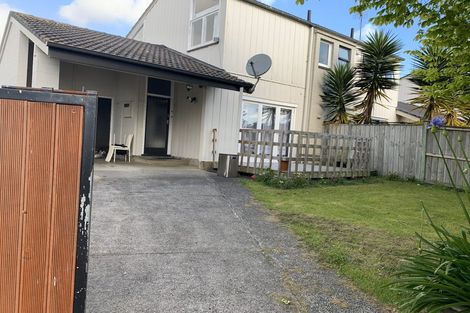 Photo of property in 15 Elm Street, Waiuku, 2123