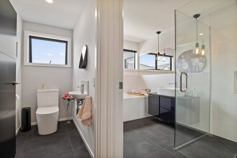 Photo of property in 12 Carrick Place, Mosgiel, 9024