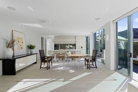 Photo of property in 21 Royds Street, Fendalton, Christchurch, 8014