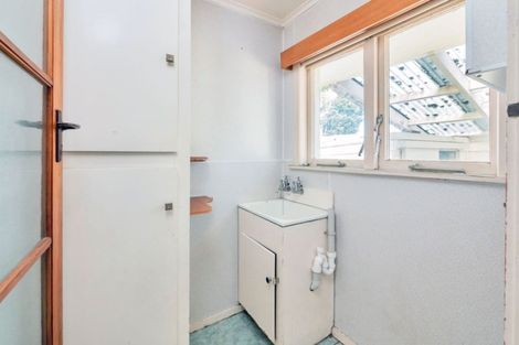 Photo of property in 1/5 Cameron Street, Papakura, 2110