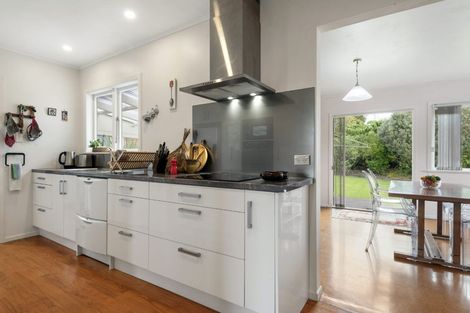 Photo of property in 10 Japonica Drive, Beach Haven, Auckland, 0626