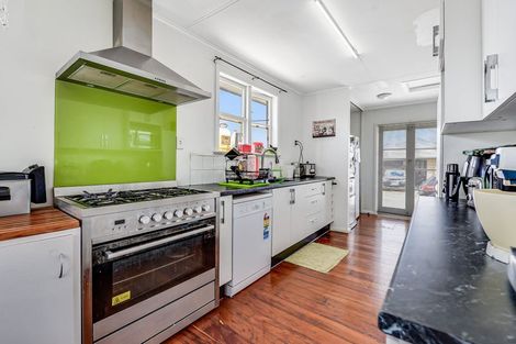 Photo of property in 25 Rawlings Street, Bader, Hamilton, 3206