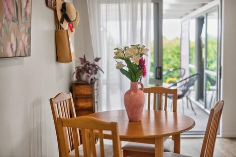 Photo of property in 23 Faram Place, Massey, Auckland, 0614