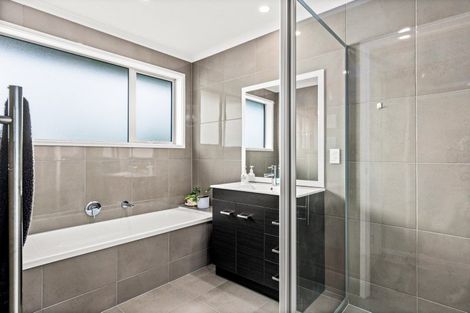 Photo of property in 7 Laly Haddon Place, Matakana, Warkworth, 0985