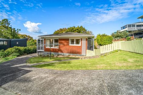 Photo of property in 1/66 Bentley Avenue, Glenfield, Auckland, 0629
