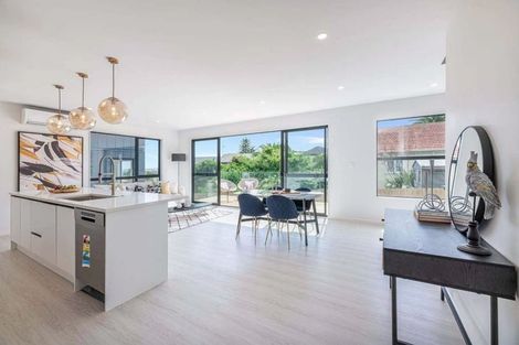 Photo of property in 14b Firth Road, Torbay, Auckland, 0630