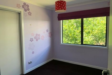 Photo of property in 61a Fairmount Road, Titirangi, Auckland, 0604