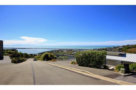 Photo of property in 15 Law Lane, Mount Pleasant, Christchurch, 8081