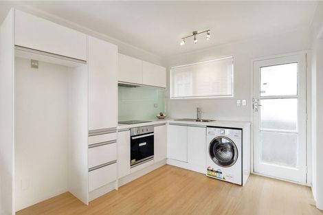Photo of property in 10/11 Kingsway Avenue, Sandringham, Auckland, 1025