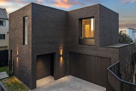 Photo of property in 12 Rhodes Street, Merivale, Christchurch, 8014