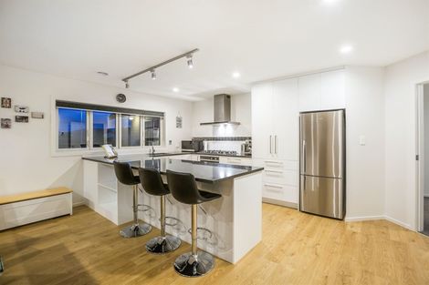 Photo of property in 9 Leadline Place, Whitby, Porirua, 5024