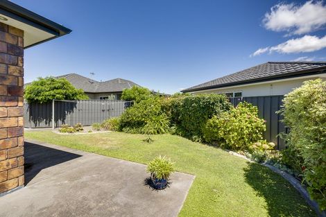 Photo of property in 18 Portland Place, Poraiti, Napier, 4112