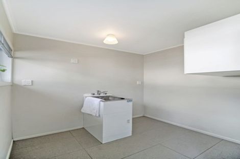 Photo of property in 55 Paparoa Road, Cockle Bay, Auckland, 2014