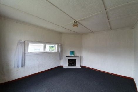 Photo of property in 113 Mangorei Road, Merrilands, New Plymouth, 4312