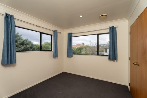 Photo of property in 9 Corsham Grove, Churton Park, Wellington, 6037