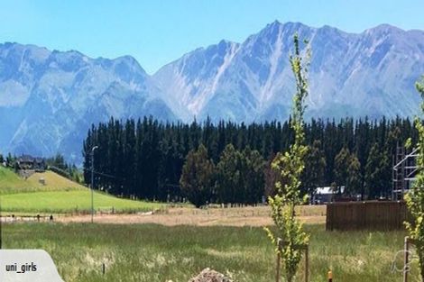 Photo of property in 13 Pennycook Place, Lake Hawea, 9382