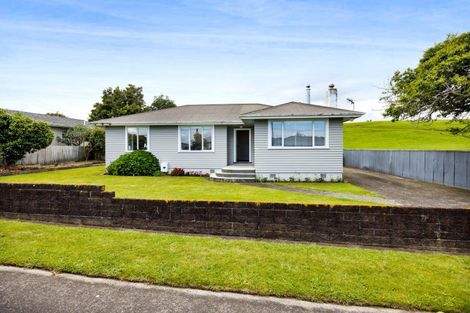 Photo of property in 254 High Street, Eltham, 4322