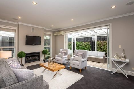 Photo of property in 108a Ranfurly Street, St Albans, Christchurch, 8014