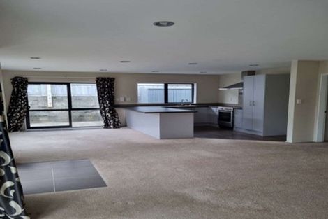 Photo of property in 118a Parkvale Road, Karori, Wellington, 6012