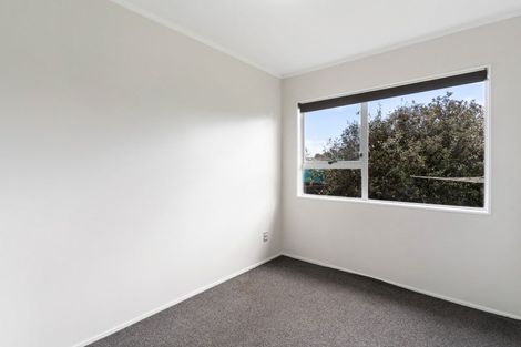 Photo of property in 2/42 Moncrieff Avenue, Clendon Park, Auckland, 2103