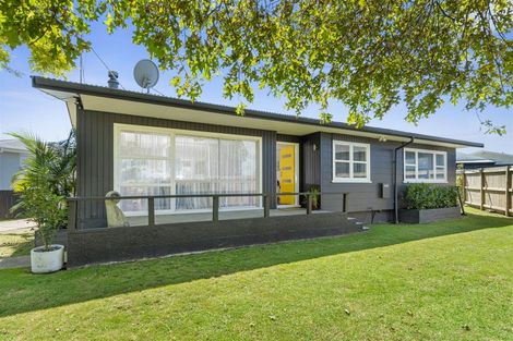 Photo of property in 11 Harris Street, Mount Maunganui, 3116