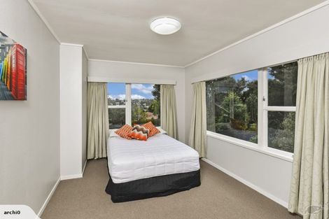 Photo of property in 5b Nea Place, Hillcrest, Auckland, 0627