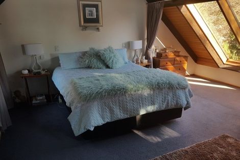 Photo of property in 18 Evans Pass Road, Sumner, Christchurch, 8081