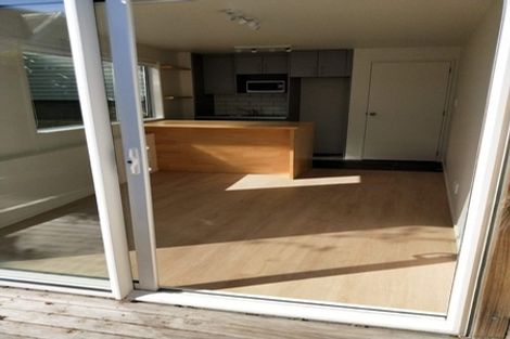 Photo of property in 54 Birkdale Road, Birkdale, Auckland, 0626