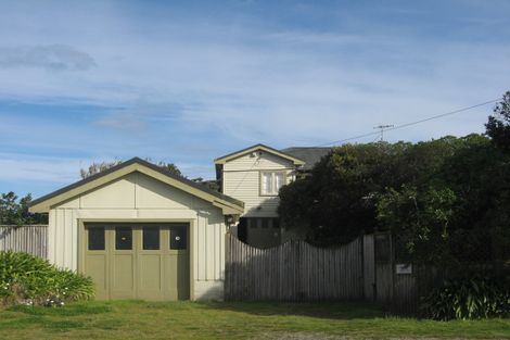 Photo of property in 31 Rua Avenue, Waitarere Beach, Levin, 5510