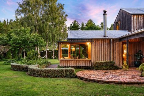 Photo of property in 16 Miller Street, Otane, 4202