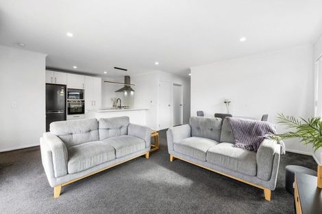 Photo of property in 4 Mokopapa Street, Takanini, 2112