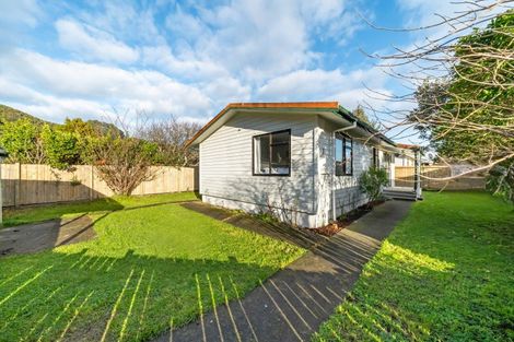 Photo of property in 193a Whites Line East, Waiwhetu, Lower Hutt, 5010