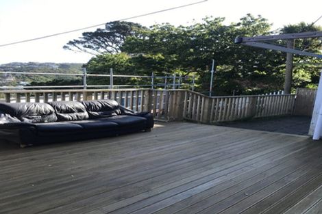 Photo of property in 92 Kelburn Parade, Kelburn, Wellington, 6012