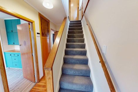 Photo of property in 11 Renfrew Place, Highbury, Palmerston North, 4412