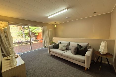 Photo of property in 22b Hillside Drive, Maoribank, Upper Hutt, 5018