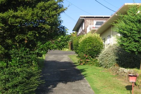 Photo of property in 1/12 Bank Street, Hillcrest, Auckland, 0627
