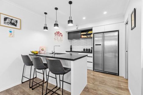 Photo of property in 10 Stevenson Drive, Papamoa, 3118