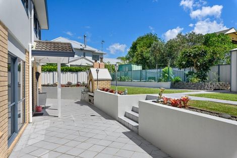 Photo of property in 16 Waimanu Bay Drive, Te Atatu Peninsula, Auckland, 0610