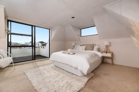 Photo of property in 8 Terrace Avenue, Mount Maunganui, 3116