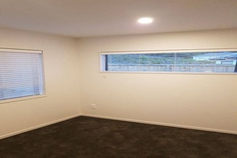 Photo of property in 117 Karepiro Drive, Stanmore Bay, Whangaparaoa, 0932