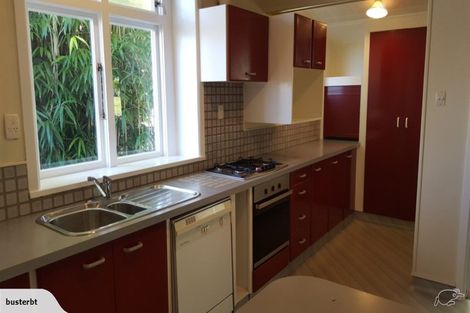 Photo of property in 21 Enfield Road, Hospital Hill, Napier, 4110